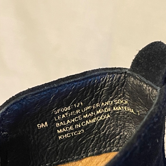 Black suede mini booties - Picture 4 of 8